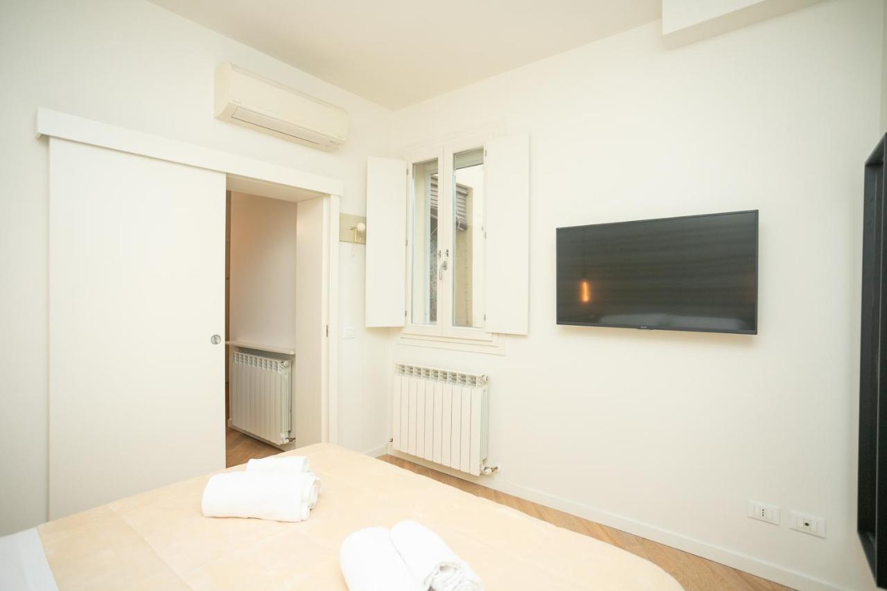 Modena Centro Junior Suite Exterior photo