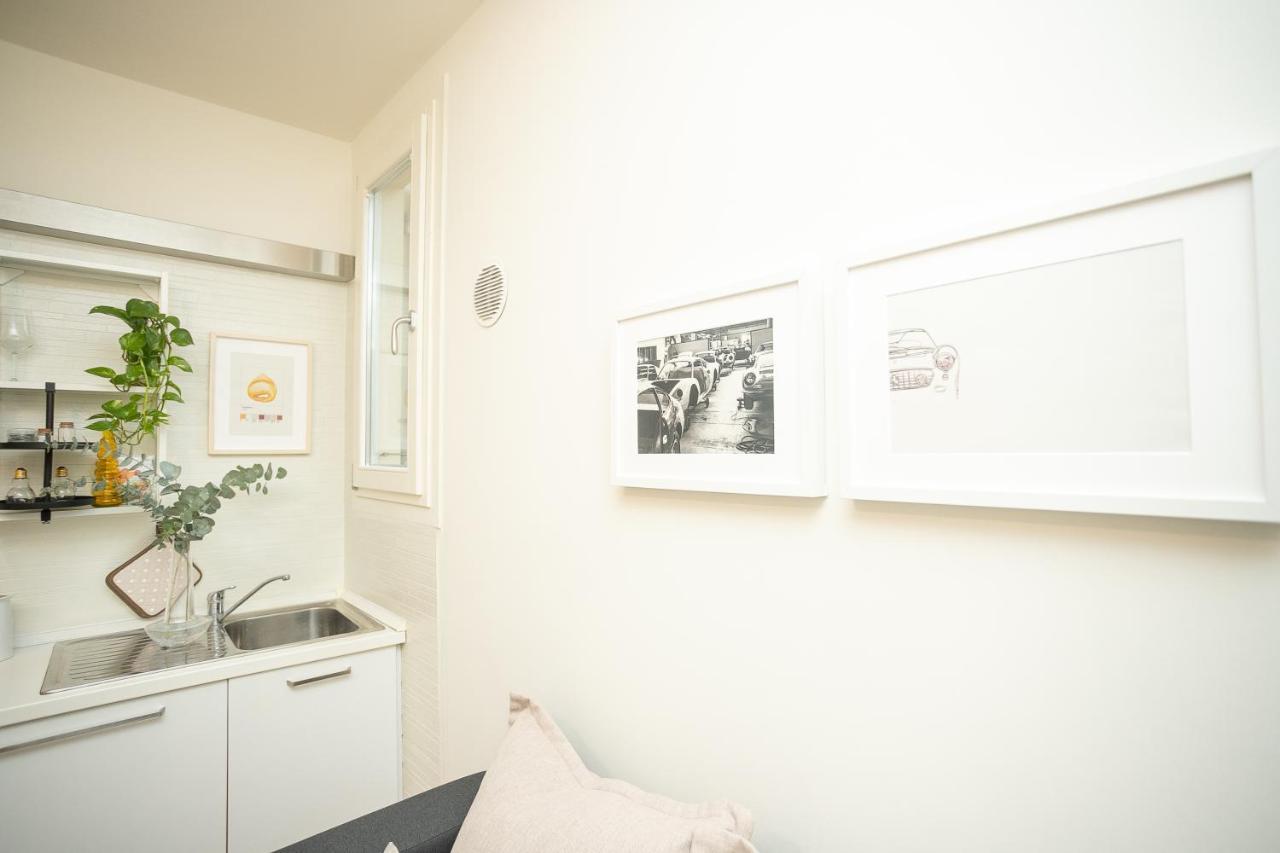 Modena Centro Junior Suite Exterior photo